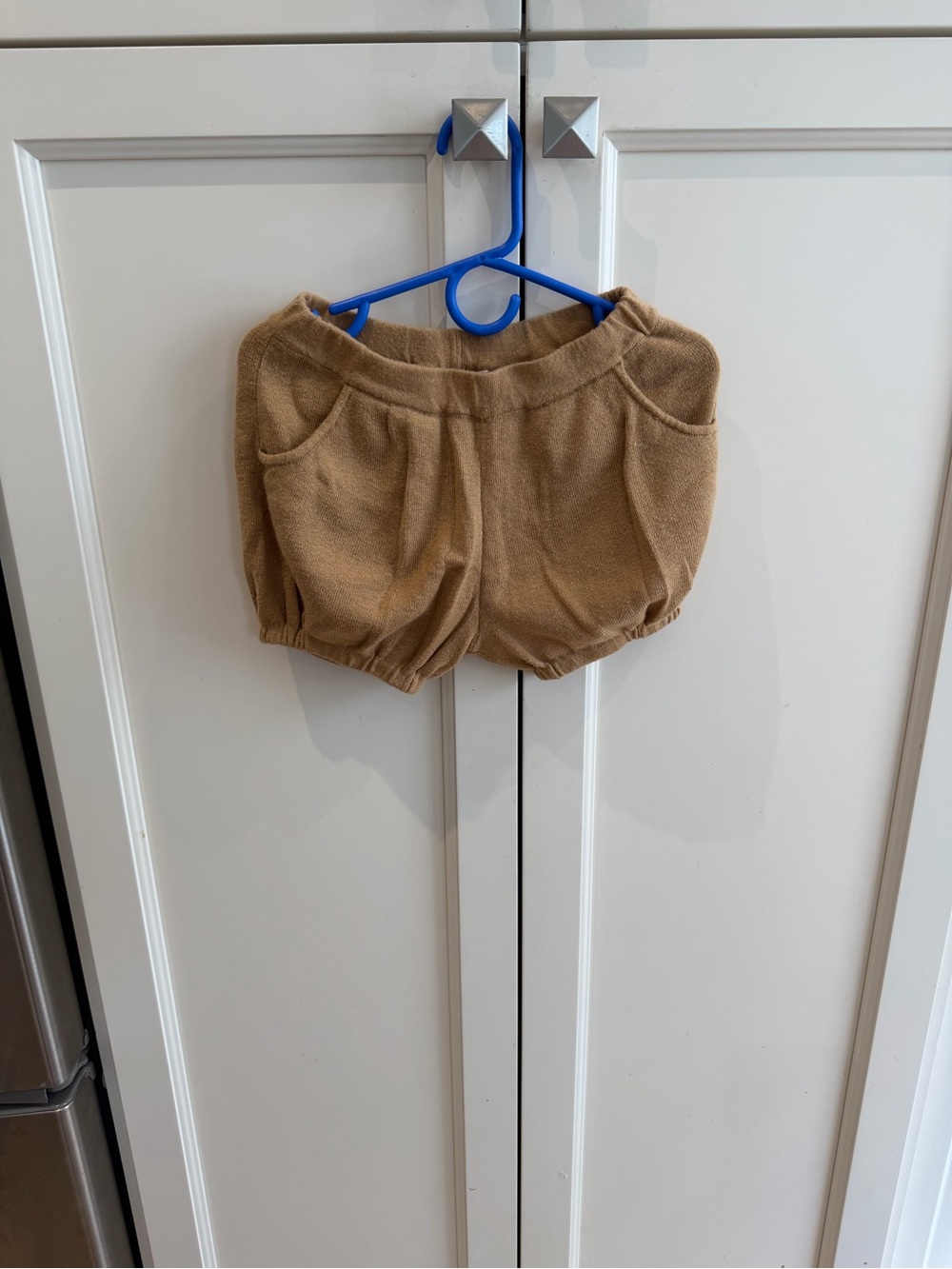 Zara 2-3t Bubble Shorts in Tan